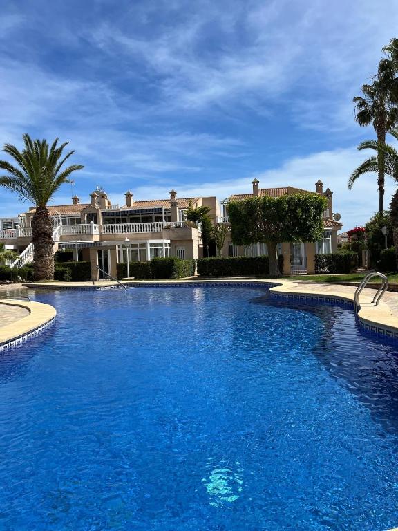 Blue Pool Paradise - 1