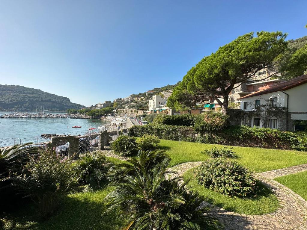Villa Doria 16 Pax by VILLASRETREATS - 3