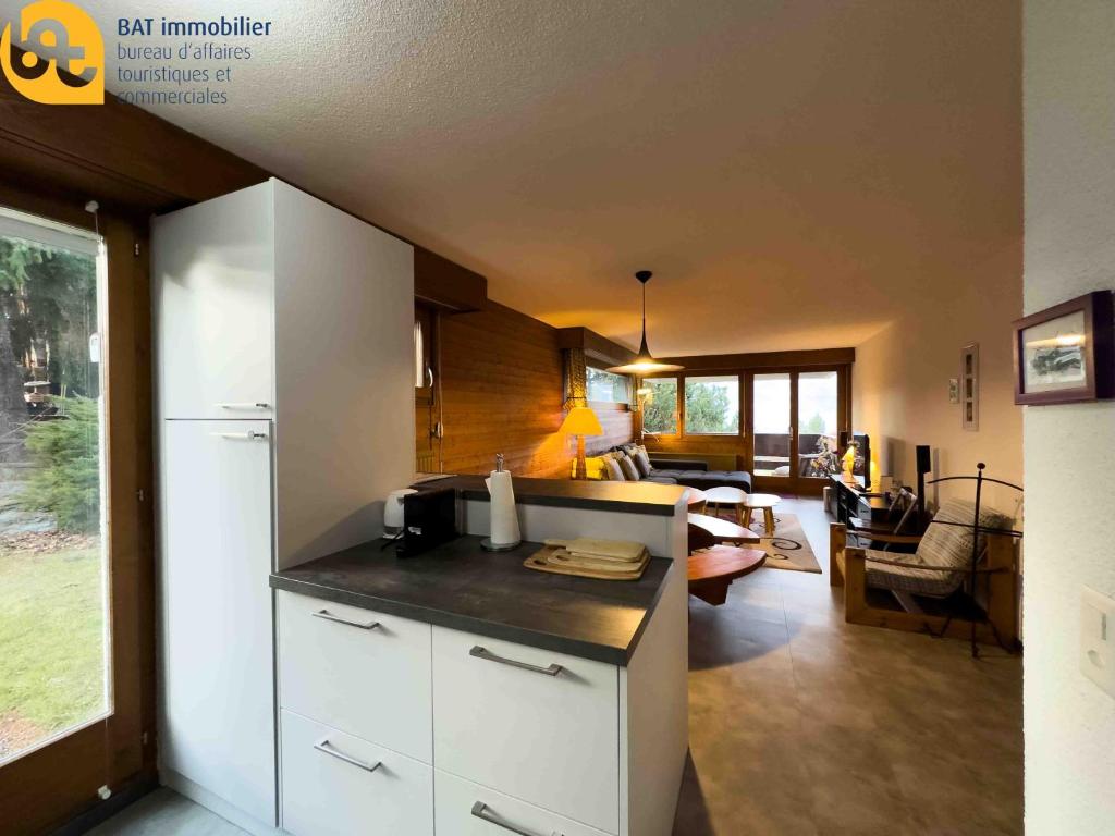 Cité Radieuse C Lagettes 123, appartement lumineux situà au rez-de-chaussée - 4