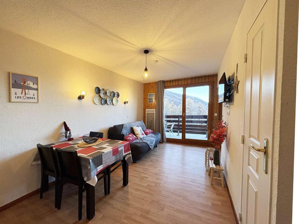 Appartement de standing aux Orres 1800 avec piscine, sauna, hammam et WiFi - FR-1-322-82 - 1