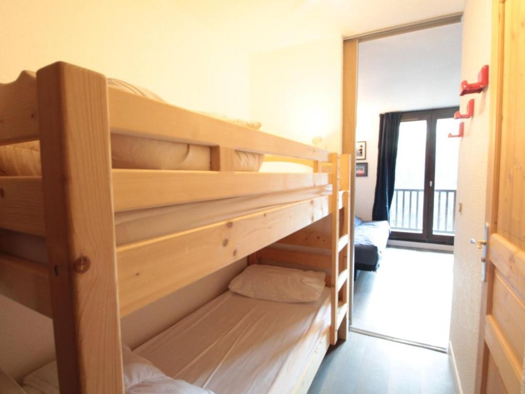 Studio lumineux avec balcon et vue sur pistes, animaux admis - FR-1-687-61 - 3