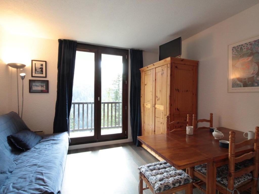 Studio lumineux avec balcon et vue sur pistes, animaux admis - FR-1-687-61 - 1