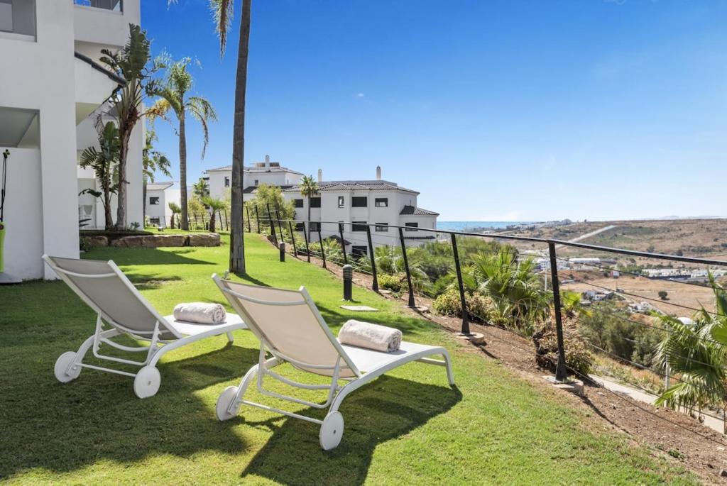 2 Bedroom Ground Floor Apartment at Estepona Hills - 1