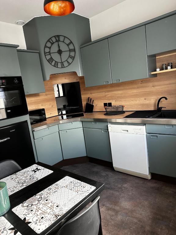 2-room apartment near Marais and CV - 2