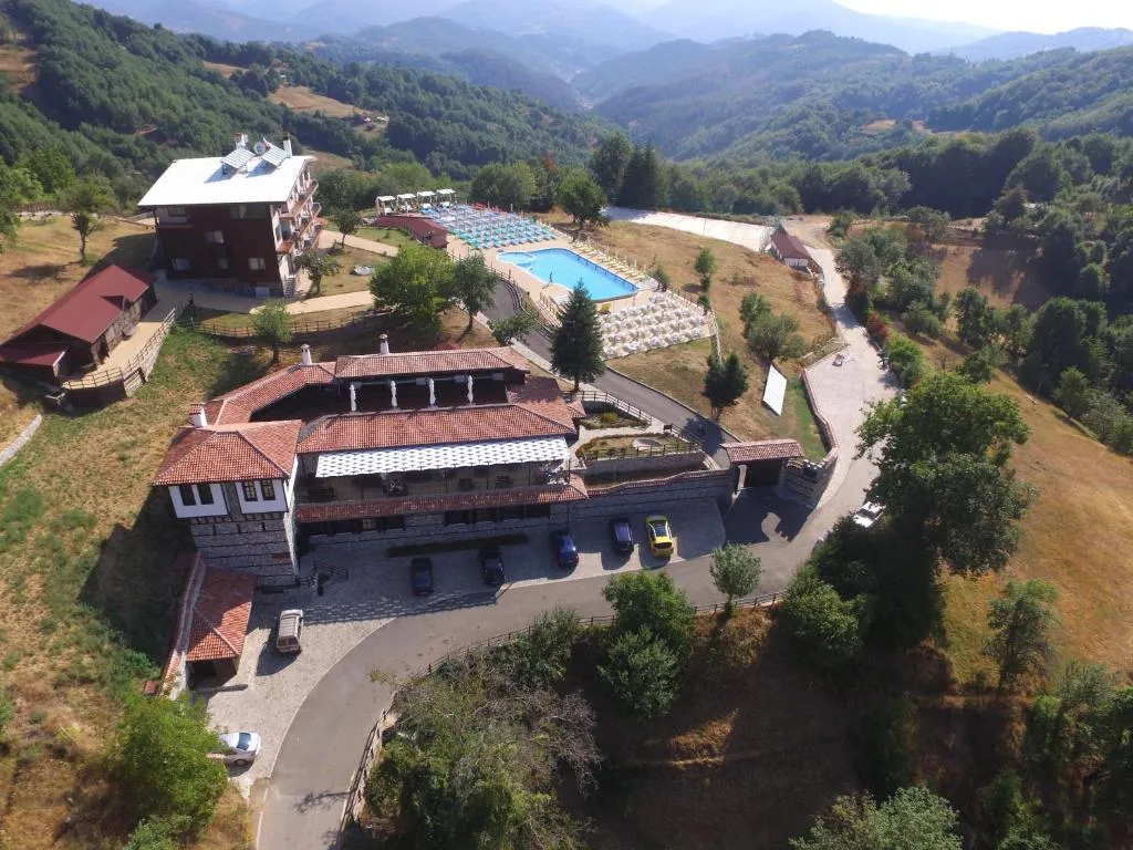 Panorama Family Hotel, hotel a Zlatograd