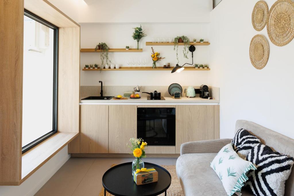 Suite Cigale Jaune avec terrasse et piscine à Antibes - 5