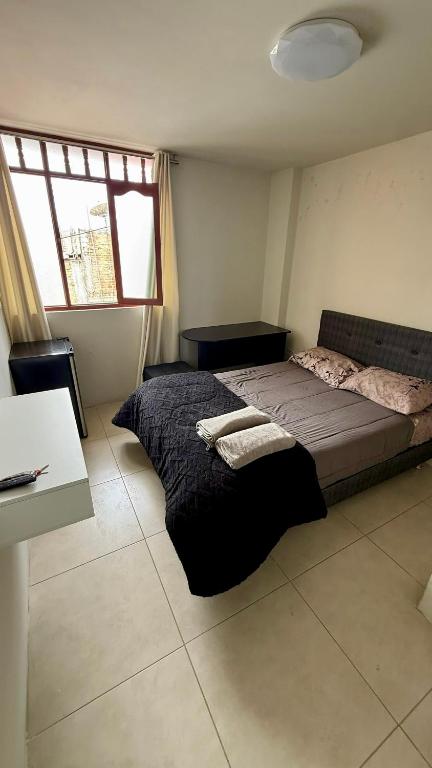 Habitación Matrimonial en el centro de la ciudad - 2