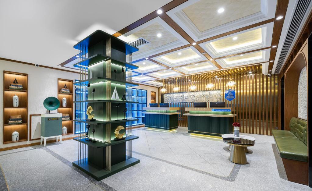 호텔 내부 전경