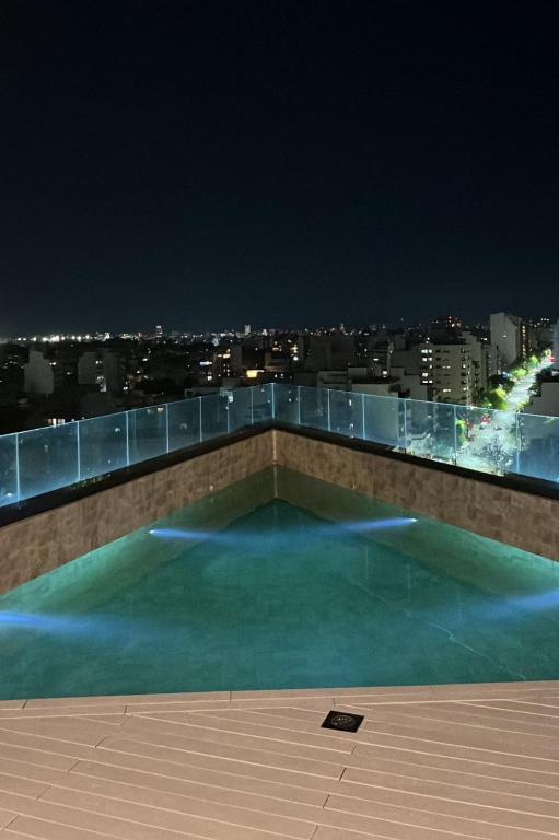 Moderno departamento en la mejor zona de la capital - 1