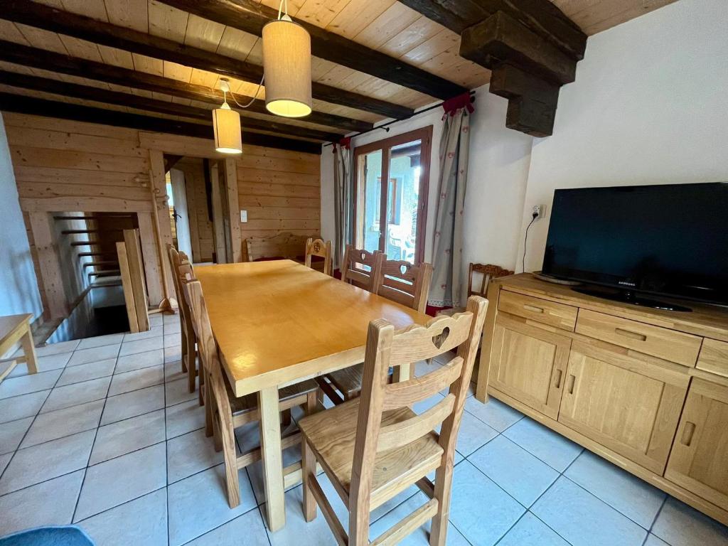 Chalet Authentique 8p, La Clusaz, Parking, Proche Pistes - FR-1-459-249 - 5