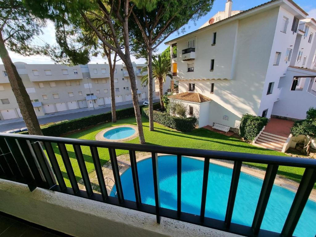 Encantador apartamento de 2 habitaciones en L'Escala con terraza privada - HISP-236-26 - 2