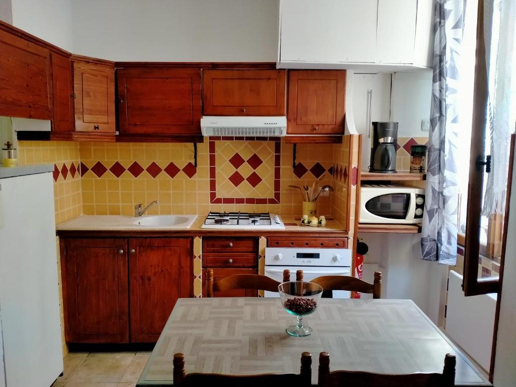 Logement au cœur de lorgues - 3