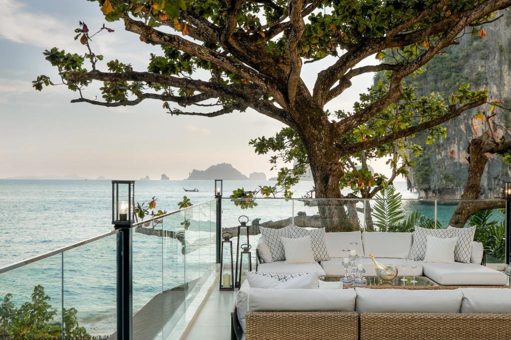 View, Villa Macaque and Villa Languor in Krabi