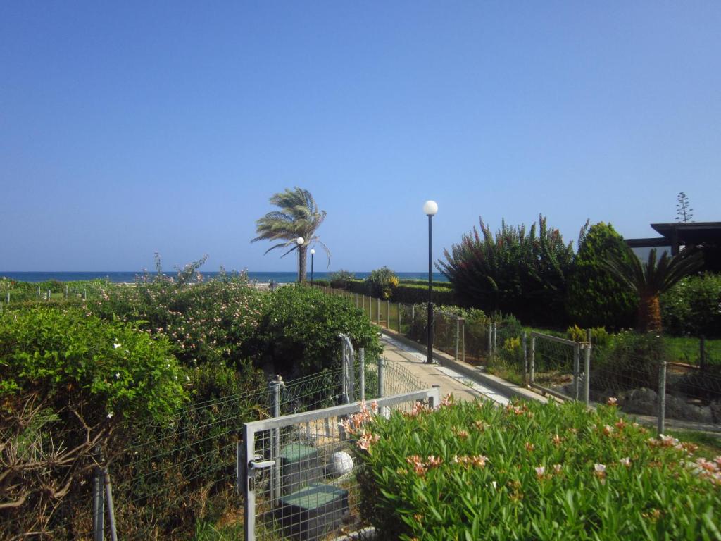 Yialos village House — Hotel in Larnaca