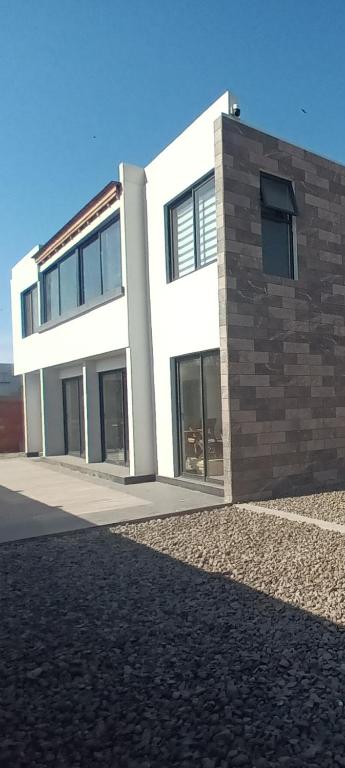 Guest HOUSE HUMEDAL - 2