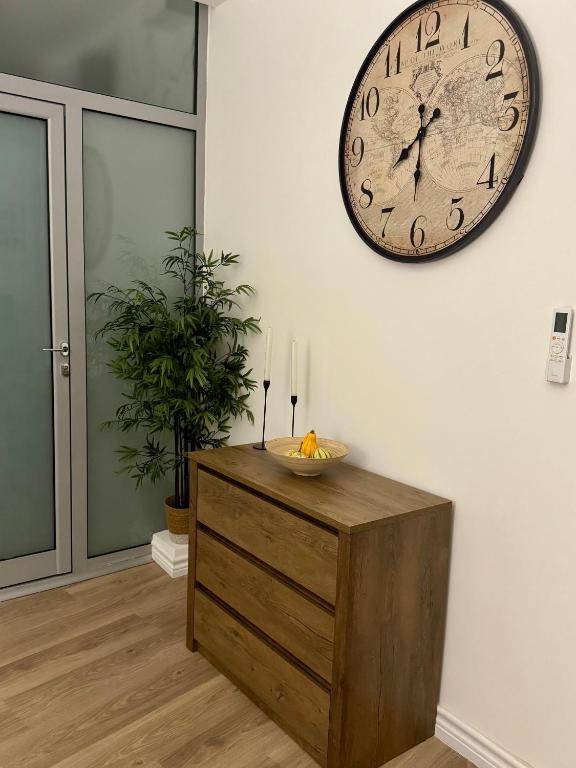 WhiteCity Suite - 2