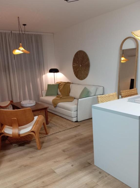 Modern apartment in Tres Cruces with amenities - 1