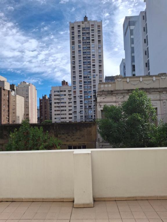 Moderno y cómodo departamento muy buena ubicación cerca de todo terraza propia y seguridad 24 horas - 5