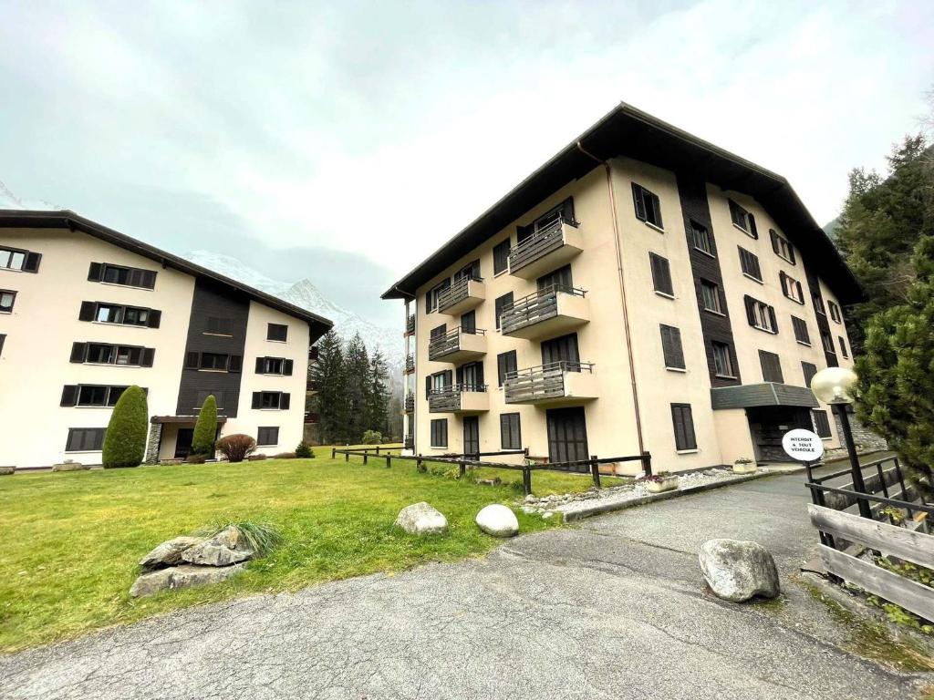 Appartement spacieux avec parking et animaux admis, proche de Chamonix - FR-1-343-273 - 3