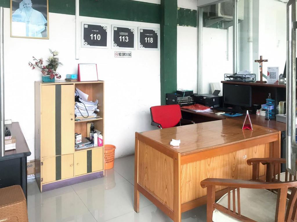 OYO Life 2354 Rose House フロント・ロビー