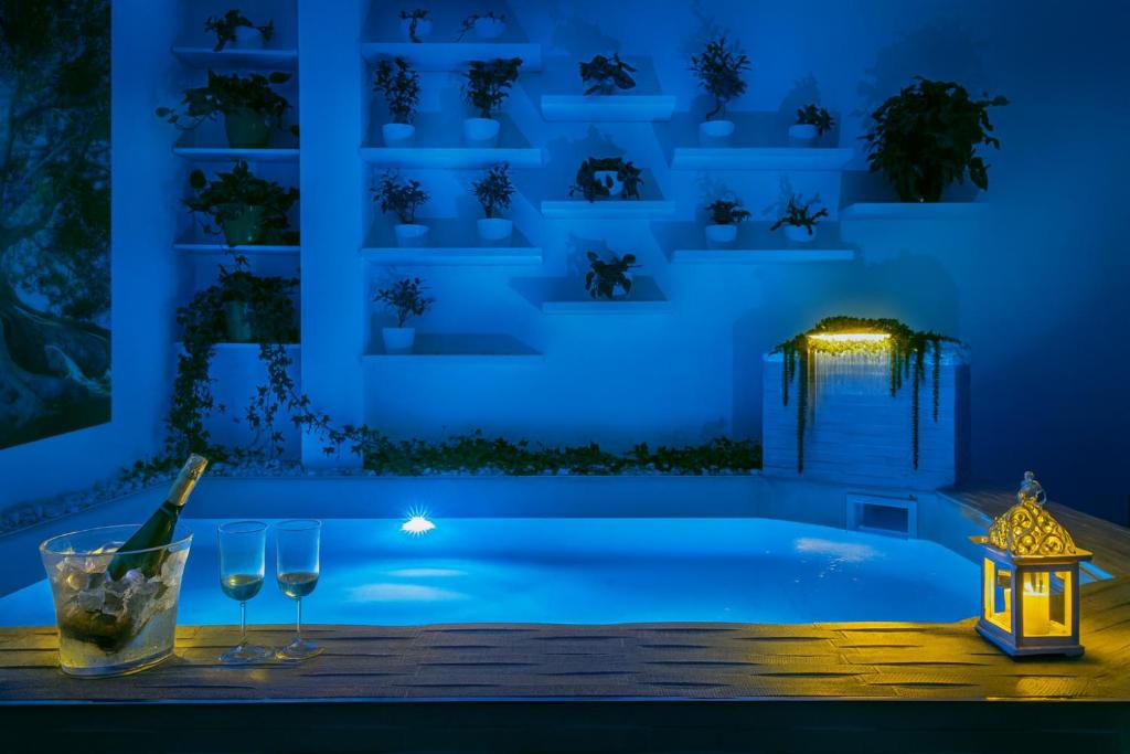 Central Apt with Pool exclusive use - 1