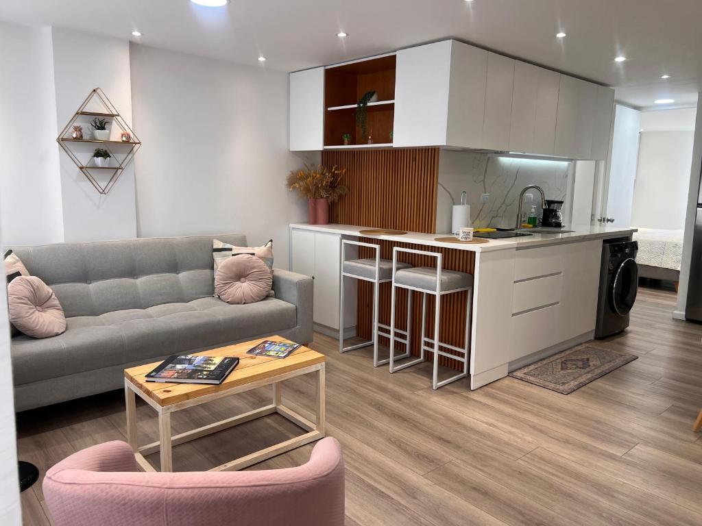 711 Cozy Apartment in Granada Cali - 3