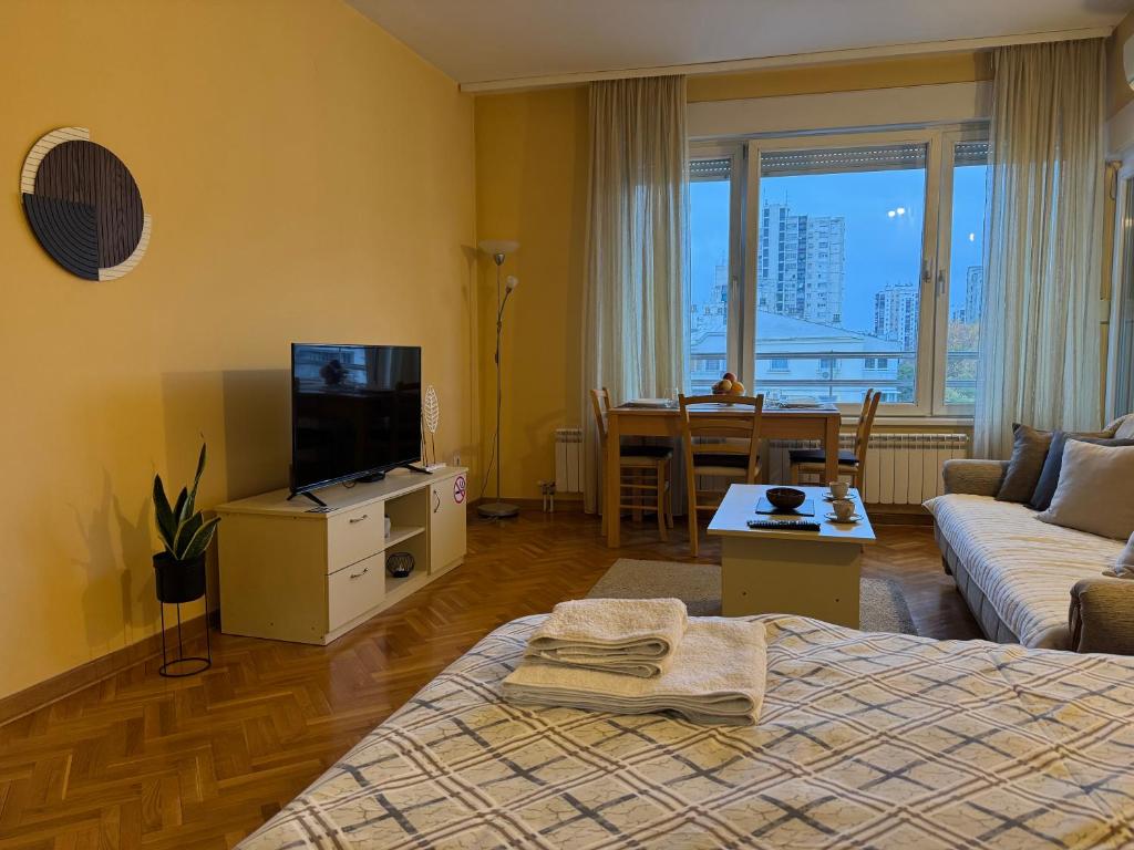 Apartment 63 - 3