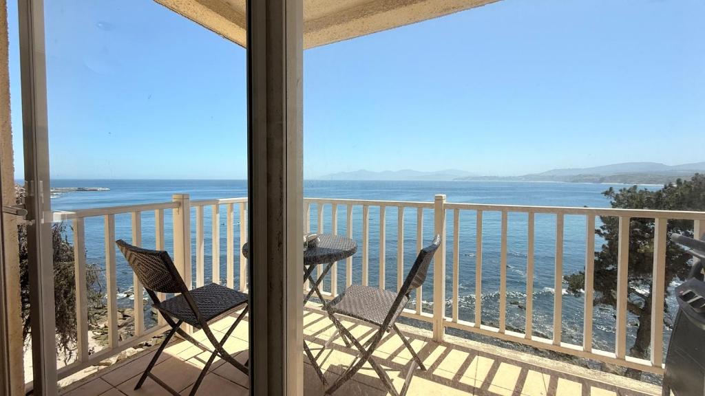 Departamento primera línea al mar - 3