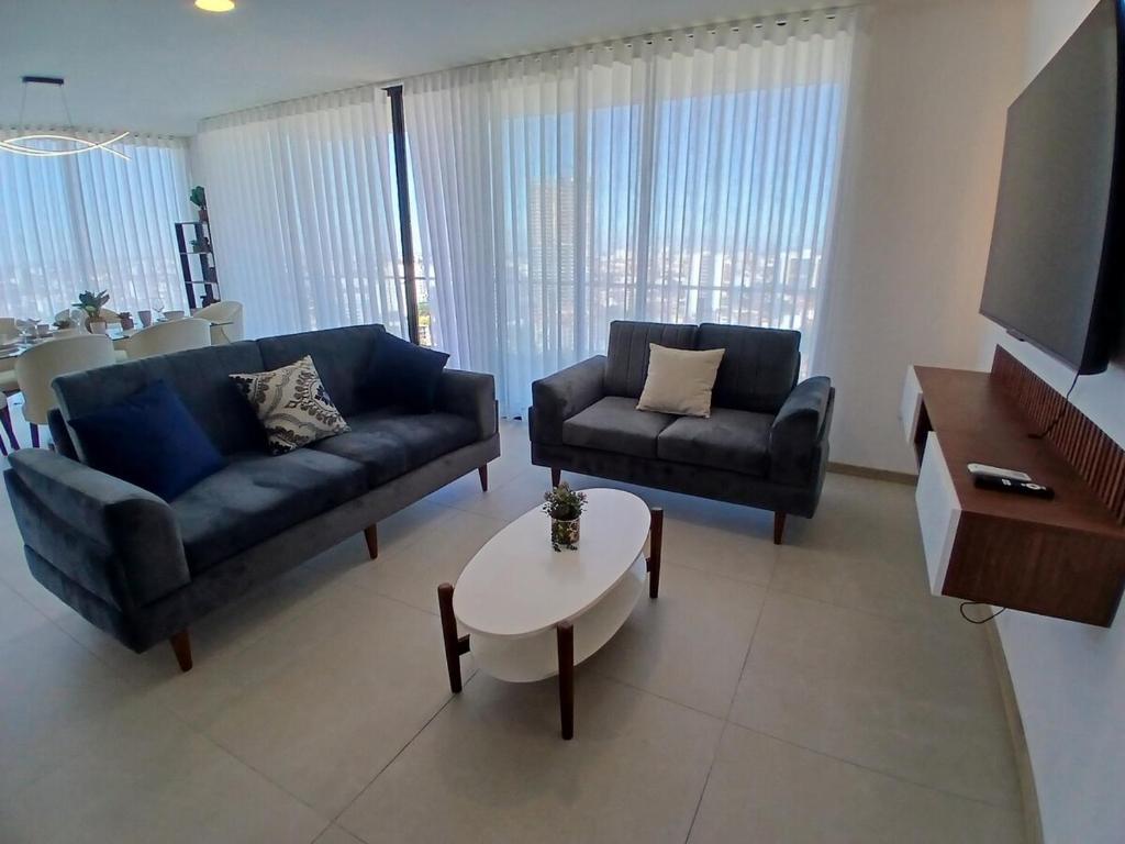 Mirador en Macororo 15, Piso 20 - 1