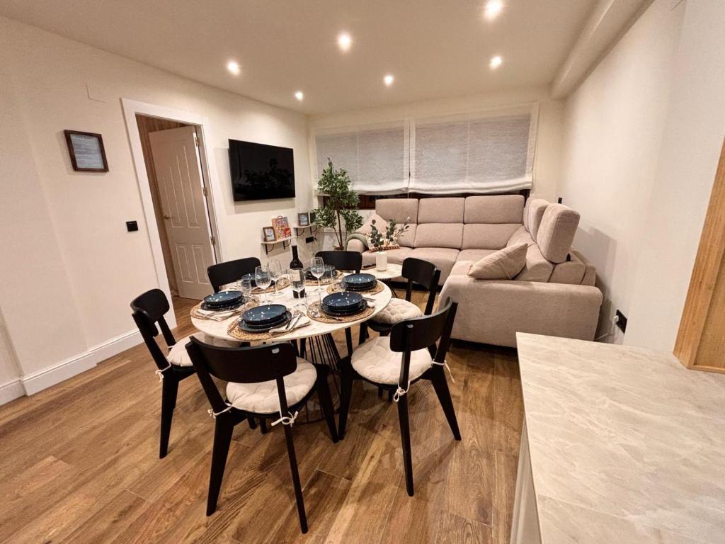 Mansio Nevada 104 - Luxury 3 Bed Apartment, New 2025 & Direct Access to Ski Slopes - 1