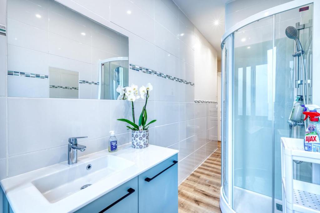 Magnifique Duplex plein centre ville - 15 pers - 200m2 - 600m plage ! - 4