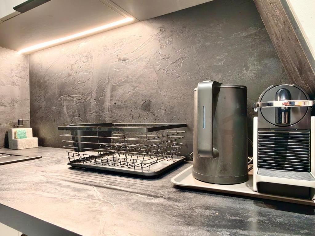 Cozy Latin Quarter Stay near the Seine & Metro & For 4 N6-10 - 2