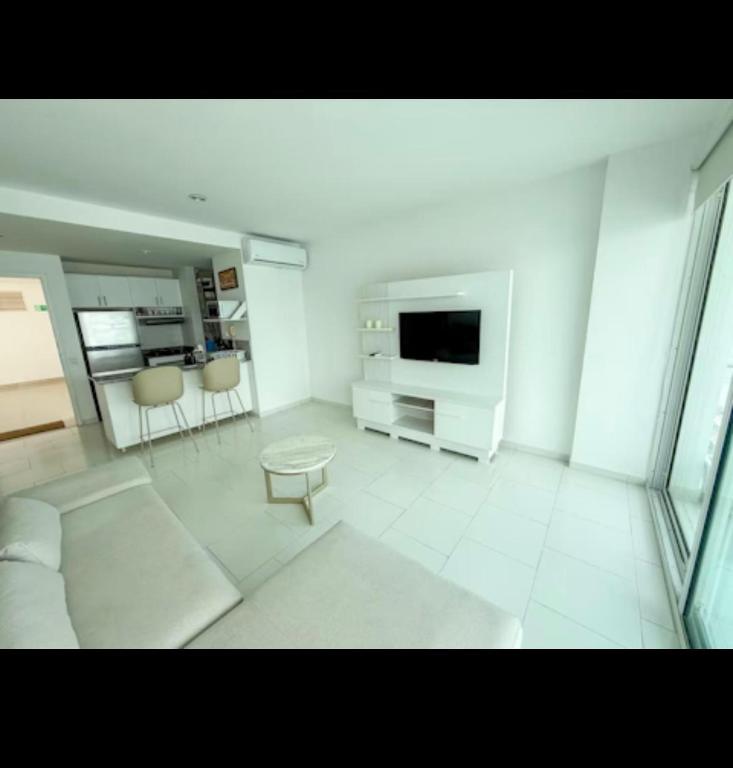 Modern and comfortable - 3