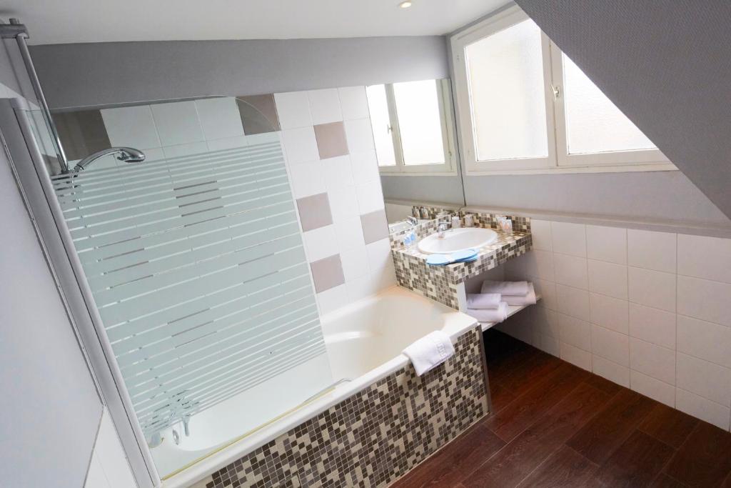 Hôtel Europe and Spa - 4