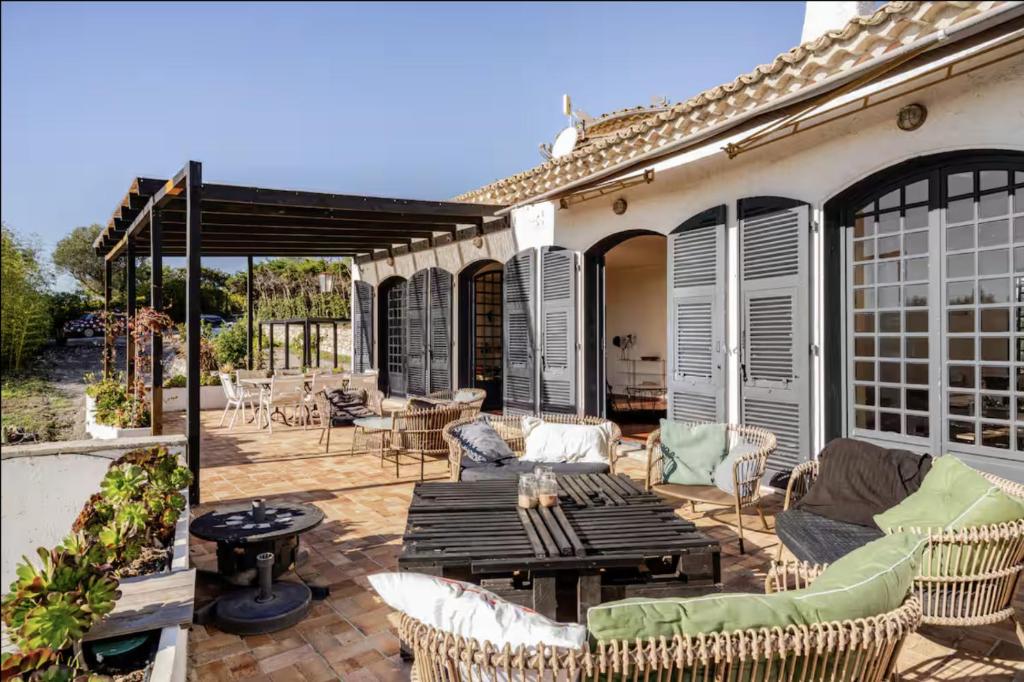Villa, piscine et vue mer exceptionnelle à Nice - 4
