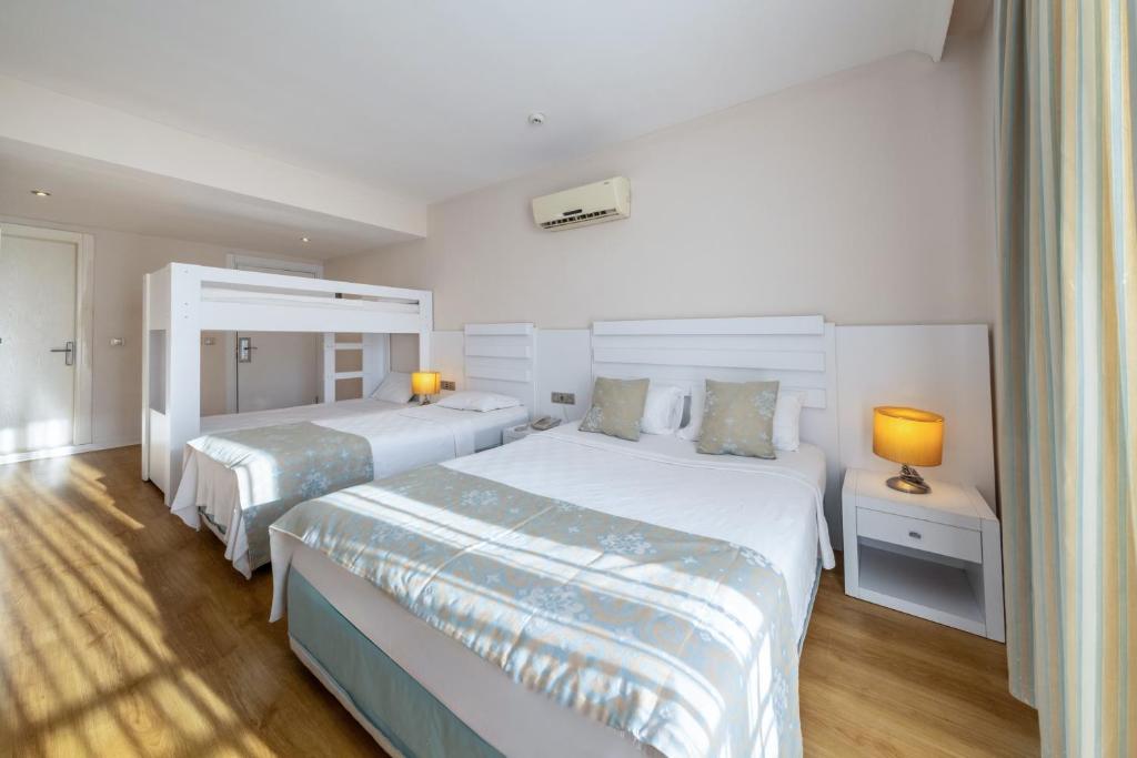 Sahra Su Holiday Village & SPA — Hotel rooms in Fethiye, Mugla