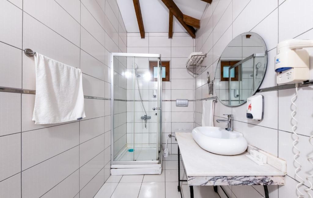 Sahra Su Holiday Village & SPA — Hotel rooms in Fethiye, Mugla