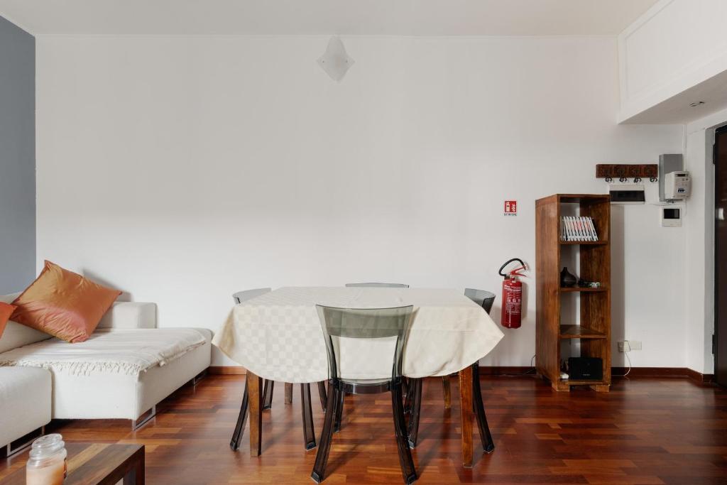 GuestHost - Navigli Comfy Apartment - 2