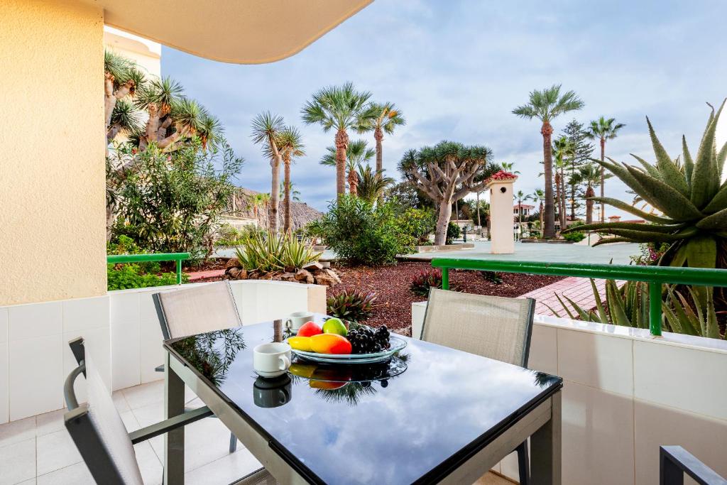 1012 Los Cristianos front row sea, pool free WiFi - 2