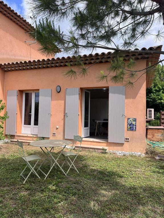 Charmante petite maison provençale - 1