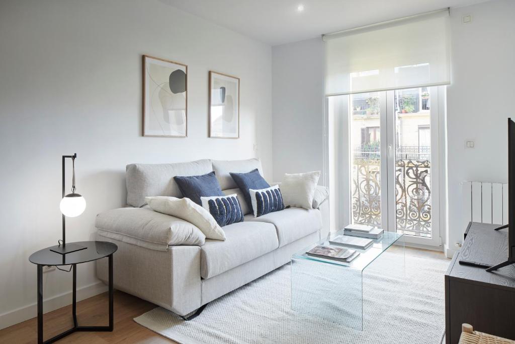 Aurea by FeelFreeRentals - 2
