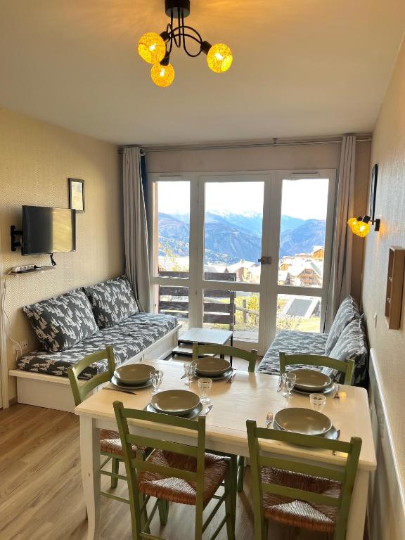Appartement 4-5 personnes ski aux pieds Caribou 313 - 1