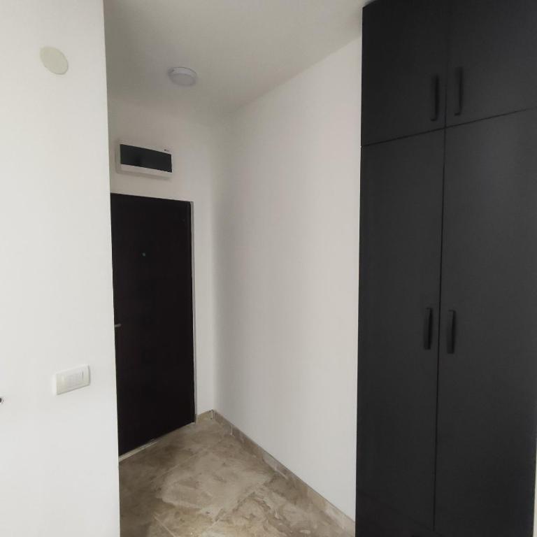 Rea Apartments - 3