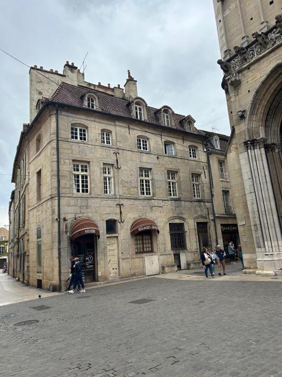Trop chouette au centre de Dijon - 2