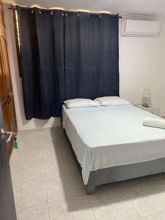 Habitación Cerca al Aeropuerto # 4 - 2