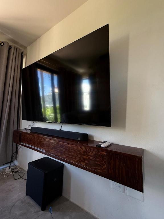 2 Bdrm-2 Baths Apartment for groups & music lovers - 3
