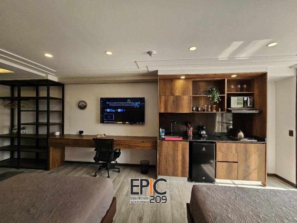 Epic Suite 209 Deluxe Airport - 4