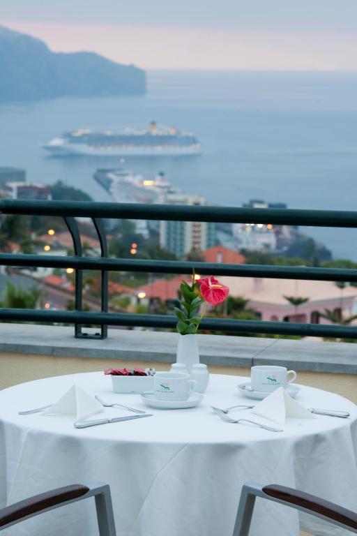 Madeira Panorâmico Hotel — Attractions in the area in Funchal, Madeira