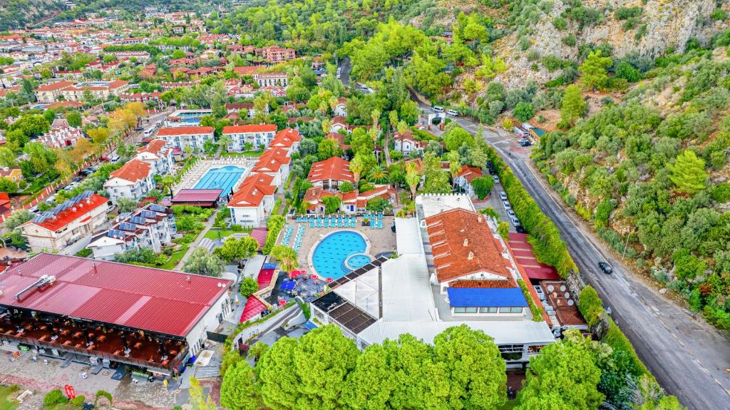 Oludeniz Beach Resort by Z Hotels — Swimming pool in Fethiye, Mugla