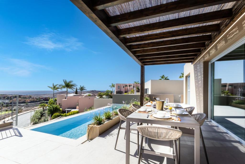 Kaiman 33 by VillaGranCanaria - 3